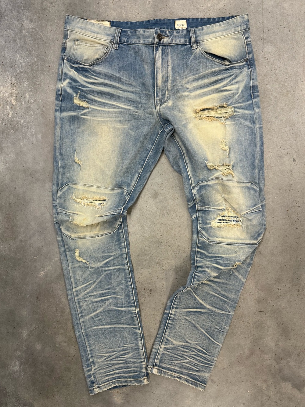 Smoke Rise Men’s Distressed Moto Jeans Size 40x32 Light Wash